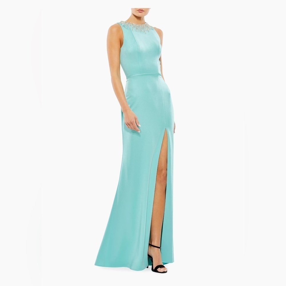 Mac Duggal Ieena Beaded-Neck Jersey Gown NWT Size 12 #26516